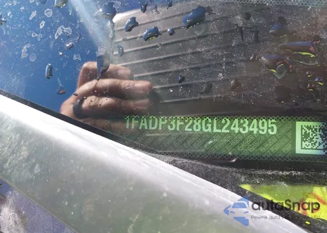 2016 Ford Focus Se из США, поврежденный, VIN 1FADP3F28GL243495